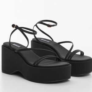 Mango Strappy Black Platform Sandals – Women’s 8.5